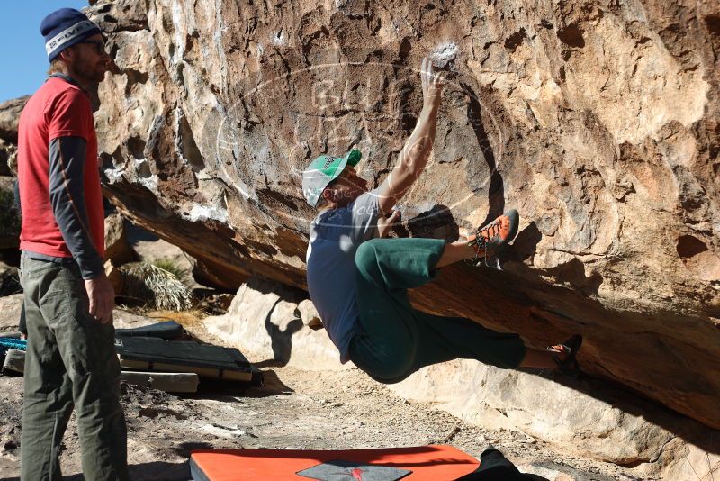 Bouldering in Hueco Tanks on 02/22/2019 with Blue Lizard Climbing and Yoga

Filename: SRM_20190222_1036020.jpg
Aperture: f/4.0
Shutter Speed: 1/640
Body: Canon EOS-1D Mark II
Lens: Canon EF 50mm f/1.8 II