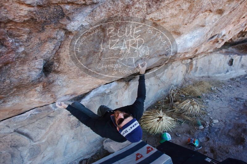 Bouldering in Hueco Tanks on 02/22/2019 with Blue Lizard Climbing and Yoga

Filename: SRM_20190222_1113270.jpg
Aperture: f/5.6
Shutter Speed: 1/250
Body: Canon EOS-1D Mark II
Lens: Canon EF 16-35mm f/2.8 L