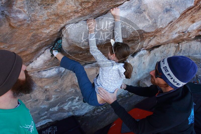 Bouldering in Hueco Tanks on 02/22/2019 with Blue Lizard Climbing and Yoga

Filename: SRM_20190222_1143570.jpg
Aperture: f/6.3
Shutter Speed: 1/250
Body: Canon EOS-1D Mark II
Lens: Canon EF 16-35mm f/2.8 L