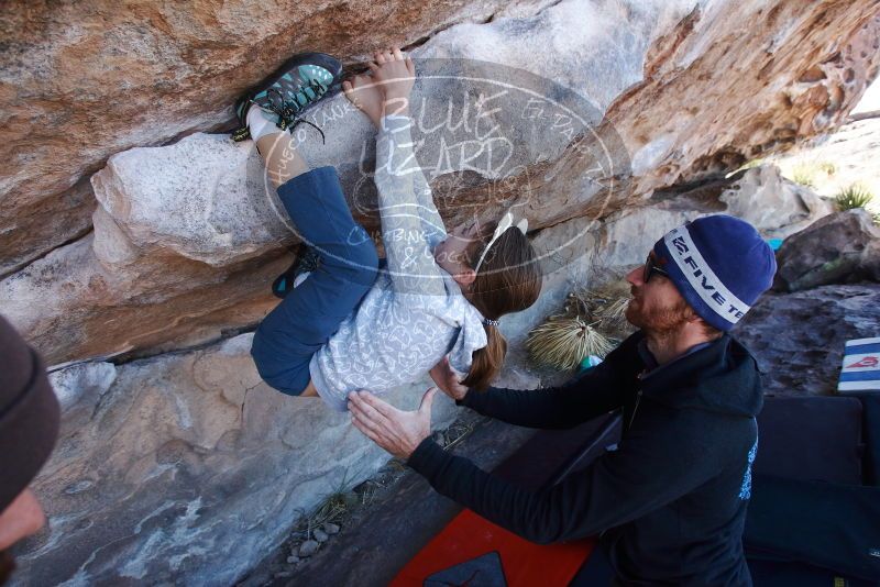 Bouldering in Hueco Tanks on 02/22/2019 with Blue Lizard Climbing and Yoga

Filename: SRM_20190222_1144010.jpg
Aperture: f/6.3
Shutter Speed: 1/250
Body: Canon EOS-1D Mark II
Lens: Canon EF 16-35mm f/2.8 L