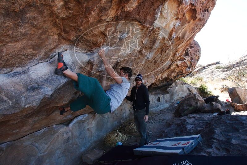 Bouldering in Hueco Tanks on 02/22/2019 with Blue Lizard Climbing and Yoga

Filename: SRM_20190222_1145450.jpg
Aperture: f/9.0
Shutter Speed: 1/250
Body: Canon EOS-1D Mark II
Lens: Canon EF 16-35mm f/2.8 L