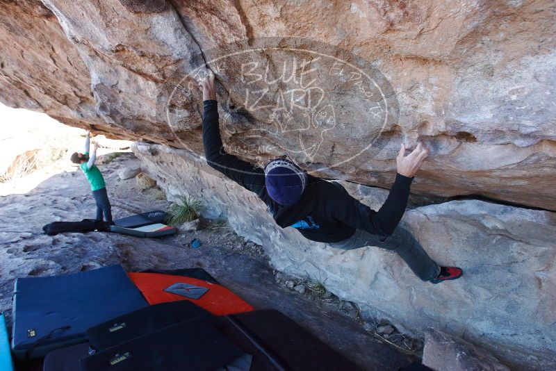 Bouldering in Hueco Tanks on 02/22/2019 with Blue Lizard Climbing and Yoga

Filename: SRM_20190222_1155490.jpg
Aperture: f/6.3
Shutter Speed: 1/250
Body: Canon EOS-1D Mark II
Lens: Canon EF 16-35mm f/2.8 L