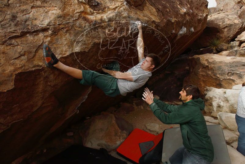 Bouldering in Hueco Tanks on 02/22/2019 with Blue Lizard Climbing and Yoga

Filename: SRM_20190222_1657220.jpg
Aperture: f/5.6
Shutter Speed: 1/500
Body: Canon EOS-1D Mark II
Lens: Canon EF 16-35mm f/2.8 L