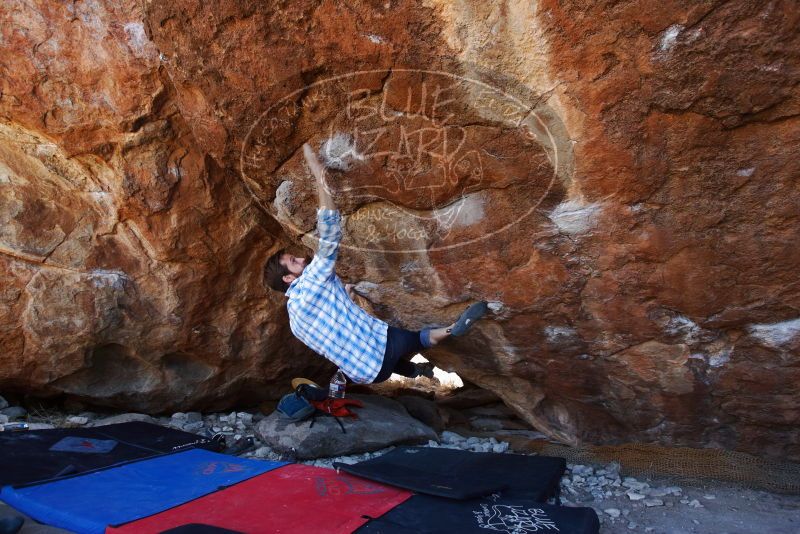 Bouldering in Hueco Tanks on 03/01/2019 with Blue Lizard Climbing and Yoga

Filename: SRM_20190301_1503270.jpg
Aperture: f/5.0
Shutter Speed: 1/250
Body: Canon EOS-1D Mark II
Lens: Canon EF 16-35mm f/2.8 L