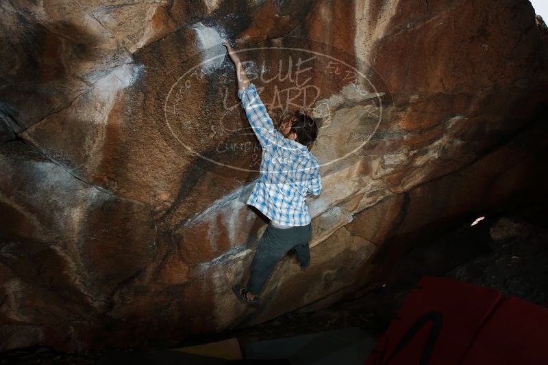 Bouldering in Hueco Tanks on 03/02/2019 with Blue Lizard Climbing and Yoga

Filename: SRM_20190302_1210590.jpg
Aperture: f/8.0
Shutter Speed: 1/250
Body: Canon EOS-1D Mark II
Lens: Canon EF 16-35mm f/2.8 L