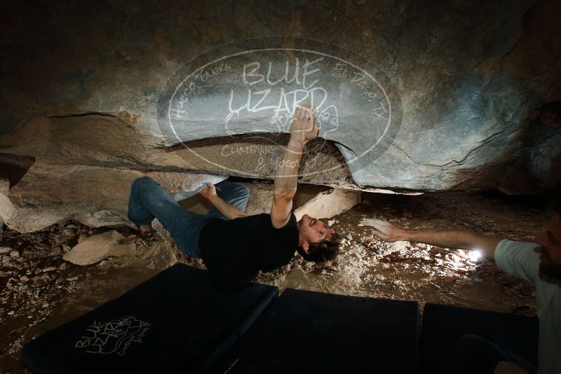 Bouldering in Hueco Tanks on 03/02/2019 with Blue Lizard Climbing and Yoga

Filename: SRM_20190302_1254570.jpg
Aperture: f/8.0
Shutter Speed: 1/250
Body: Canon EOS-1D Mark II
Lens: Canon EF 16-35mm f/2.8 L