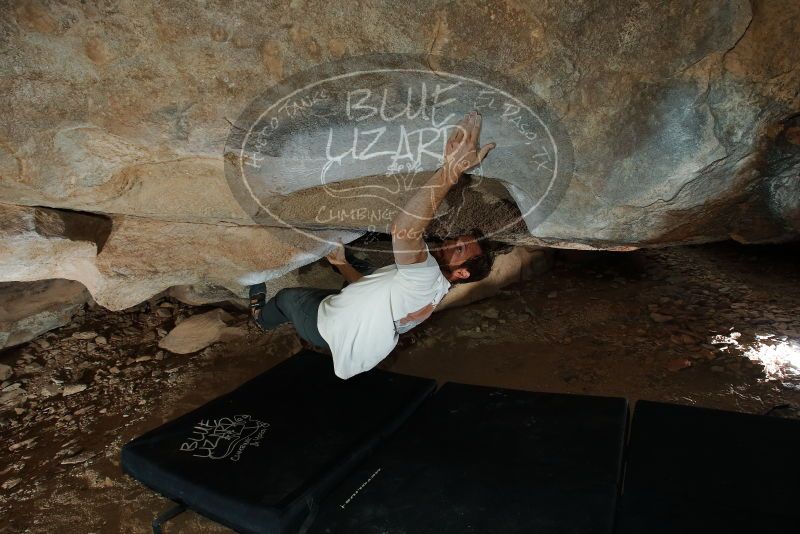 Bouldering in Hueco Tanks on 03/02/2019 with Blue Lizard Climbing and Yoga

Filename: SRM_20190302_1308080.jpg
Aperture: f/8.0
Shutter Speed: 1/250
Body: Canon EOS-1D Mark II
Lens: Canon EF 16-35mm f/2.8 L