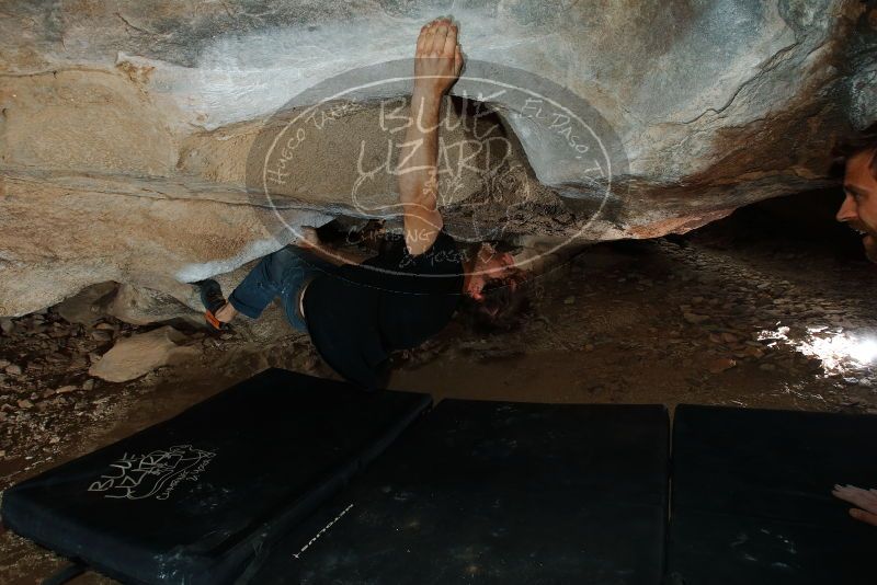 Bouldering in Hueco Tanks on 03/02/2019 with Blue Lizard Climbing and Yoga

Filename: SRM_20190302_1312140.jpg
Aperture: f/8.0
Shutter Speed: 1/250
Body: Canon EOS-1D Mark II
Lens: Canon EF 16-35mm f/2.8 L