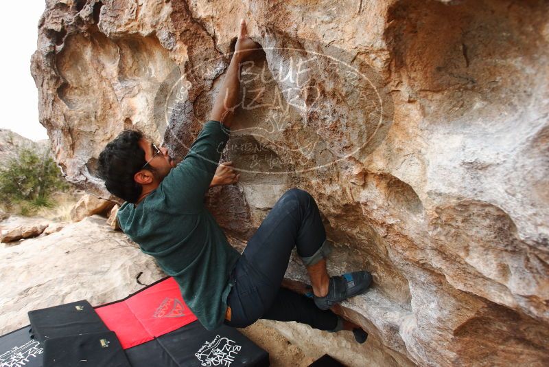 Bouldering in Hueco Tanks on 03/08/2019 with Blue Lizard Climbing and Yoga

Filename: SRM_20190308_1258370.jpg
Aperture: f/5.6
Shutter Speed: 1/250
Body: Canon EOS-1D Mark II
Lens: Canon EF 16-35mm f/2.8 L