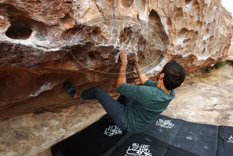 Bouldering in Hueco Tanks on 03/08/2019 with Blue Lizard Climbing and Yoga

Filename: SRM_20190308_1310290.jpg
Aperture: f/5.0
Shutter Speed: 1/250
Body: Canon EOS-1D Mark II
Lens: Canon EF 16-35mm f/2.8 L