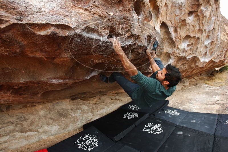 Bouldering in Hueco Tanks on 03/08/2019 with Blue Lizard Climbing and Yoga

Filename: SRM_20190308_1310320.jpg
Aperture: f/5.0
Shutter Speed: 1/250
Body: Canon EOS-1D Mark II
Lens: Canon EF 16-35mm f/2.8 L