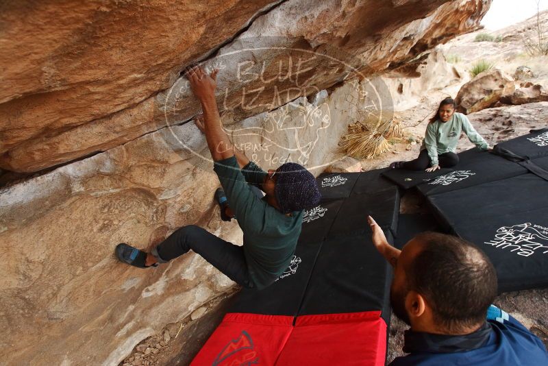 Bouldering in Hueco Tanks on 03/08/2019 with Blue Lizard Climbing and Yoga

Filename: SRM_20190308_1452030.jpg
Aperture: f/5.6
Shutter Speed: 1/160
Body: Canon EOS-1D Mark II
Lens: Canon EF 16-35mm f/2.8 L