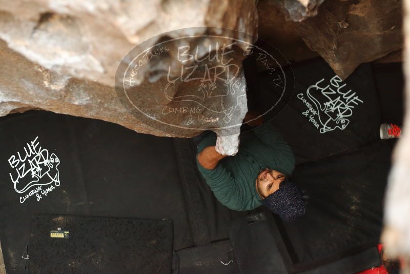 Bouldering in Hueco Tanks on 03/08/2019 with Blue Lizard Climbing and Yoga

Filename: SRM_20190308_1644370.jpg
Aperture: f/2.5
Shutter Speed: 1/100
Body: Canon EOS-1D Mark II
Lens: Canon EF 50mm f/1.8 II