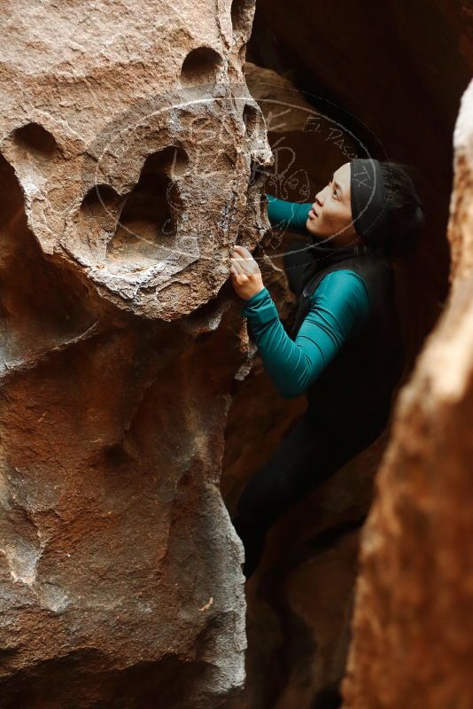 Bouldering in Hueco Tanks on 03/08/2019 with Blue Lizard Climbing and Yoga

Filename: SRM_20190308_1659070.jpg
Aperture: f/2.5
Shutter Speed: 1/80
Body: Canon EOS-1D Mark II
Lens: Canon EF 50mm f/1.8 II