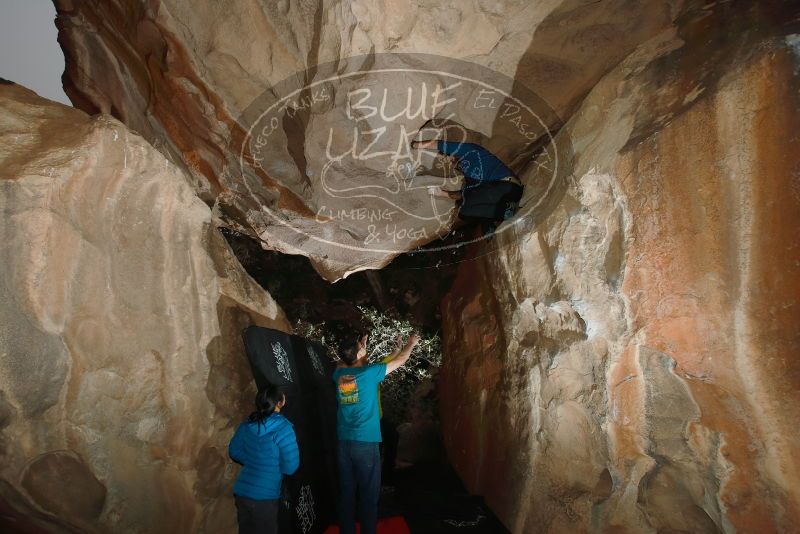 Bouldering in Hueco Tanks on 03/08/2019 with Blue Lizard Climbing and Yoga

Filename: SRM_20190308_1718180.jpg
Aperture: f/5.6
Shutter Speed: 1/250
Body: Canon EOS-1D Mark II
Lens: Canon EF 16-35mm f/2.8 L