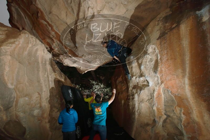 Bouldering in Hueco Tanks on 03/08/2019 with Blue Lizard Climbing and Yoga

Filename: SRM_20190308_1719240.jpg
Aperture: f/5.6
Shutter Speed: 1/250
Body: Canon EOS-1D Mark II
Lens: Canon EF 16-35mm f/2.8 L