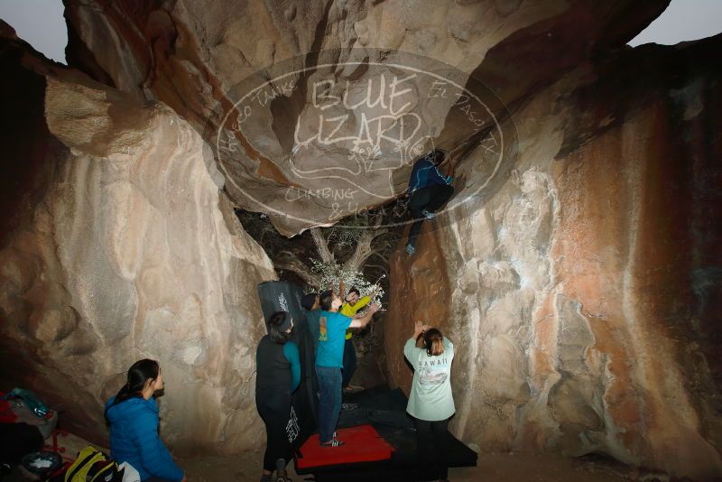 Bouldering in Hueco Tanks on 03/08/2019 with Blue Lizard Climbing and Yoga

Filename: SRM_20190308_1743000.jpg
Aperture: f/5.6
Shutter Speed: 1/250
Body: Canon EOS-1D Mark II
Lens: Canon EF 16-35mm f/2.8 L