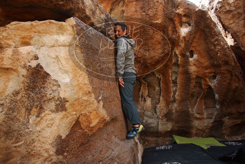 Bouldering in Hueco Tanks on 03/09/2019 with Blue Lizard Climbing and Yoga

Filename: SRM_20190309_1304280.jpg
Aperture: f/5.6
Shutter Speed: 1/400
Body: Canon EOS-1D Mark II
Lens: Canon EF 16-35mm f/2.8 L