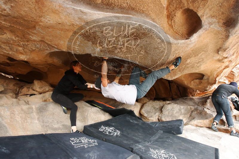 Bouldering in Hueco Tanks on 03/09/2019 with Blue Lizard Climbing and Yoga

Filename: SRM_20190309_1527140.jpg
Aperture: f/5.6
Shutter Speed: 1/250
Body: Canon EOS-1D Mark II
Lens: Canon EF 16-35mm f/2.8 L