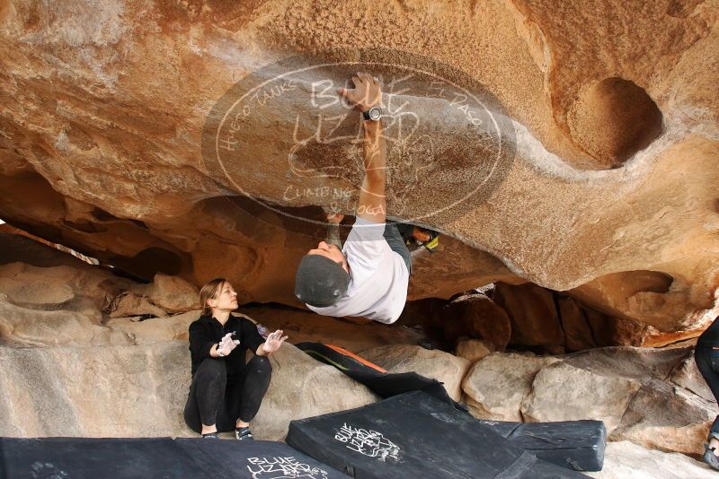 Bouldering in Hueco Tanks on 03/09/2019 with Blue Lizard Climbing and Yoga

Filename: SRM_20190309_1527210.jpg
Aperture: f/5.6
Shutter Speed: 1/250
Body: Canon EOS-1D Mark II
Lens: Canon EF 16-35mm f/2.8 L