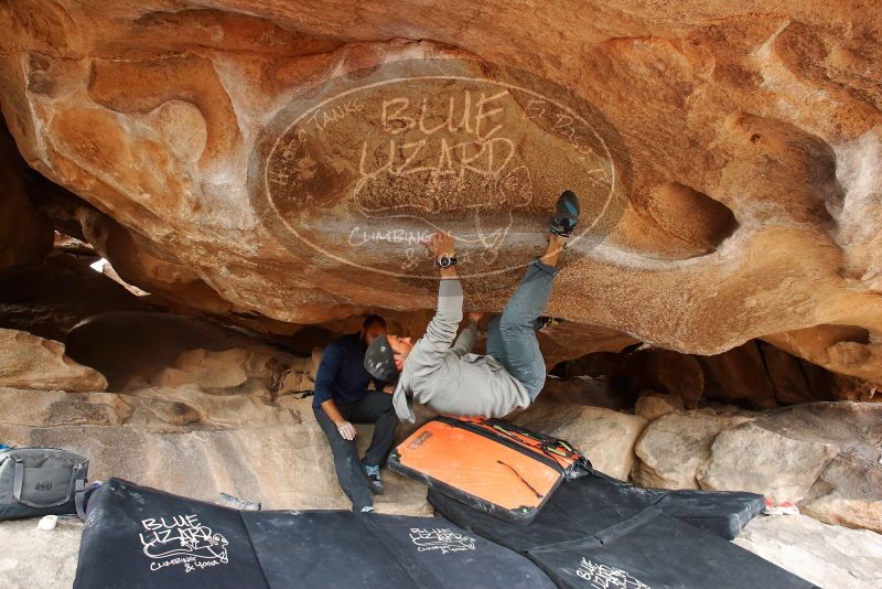 Bouldering in Hueco Tanks on 03/09/2019 with Blue Lizard Climbing and Yoga

Filename: SRM_20190309_1614340.jpg
Aperture: f/5.6
Shutter Speed: 1/160
Body: Canon EOS-1D Mark II
Lens: Canon EF 16-35mm f/2.8 L