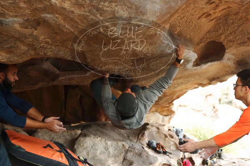 Bouldering in Hueco Tanks on 03/09/2019 with Blue Lizard Climbing and Yoga

Filename: SRM_20190309_1621000.jpg
Aperture: f/4.0
Shutter Speed: 1/320
Body: Canon EOS-1D Mark II
Lens: Canon EF 50mm f/1.8 II