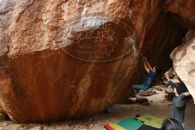 Bouldering in Hueco Tanks on 03/10/2019 with Blue Lizard Climbing and Yoga

Filename: SRM_20190310_1056510.jpg
Aperture: f/5.6
Shutter Speed: 1/200
Body: Canon EOS-1D Mark II
Lens: Canon EF 16-35mm f/2.8 L