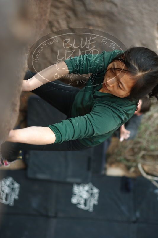 Bouldering in Hueco Tanks on 03/10/2019 with Blue Lizard Climbing and Yoga

Filename: SRM_20190310_1453330.jpg
Aperture: f/2.5
Shutter Speed: 1/160
Body: Canon EOS-1D Mark II
Lens: Canon EF 50mm f/1.8 II