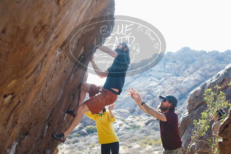 Bouldering in Hueco Tanks on 03/17/2019 with Blue Lizard Climbing and Yoga

Filename: SRM_20190317_1705310.jpg
Aperture: f/4.0
Shutter Speed: 1/250
Body: Canon EOS-1D Mark II
Lens: Canon EF 50mm f/1.8 II