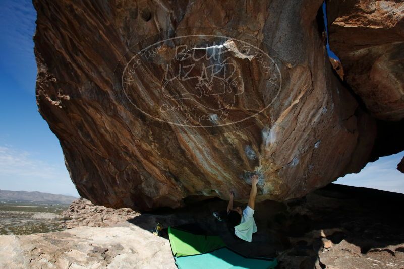 Bouldering in Hueco Tanks on 03/20/2019 with Blue Lizard Climbing and Yoga

Filename: SRM_20190320_1129510.jpg
Aperture: f/5.6
Shutter Speed: 1/250
Body: Canon EOS-1D Mark II
Lens: Canon EF 16-35mm f/2.8 L