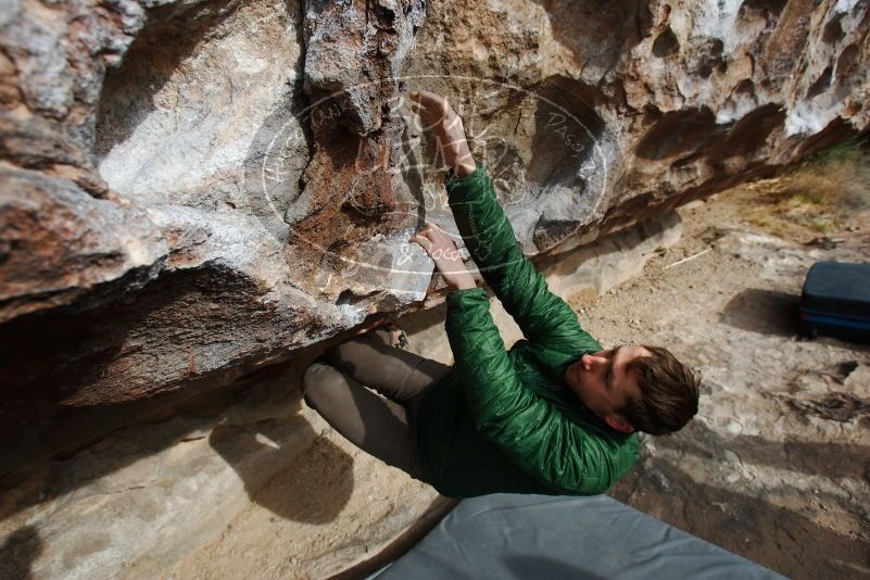 Bouldering in Hueco Tanks on 03/30/2019 with Blue Lizard Climbing and Yoga

Filename: SRM_20190330_0952470.jpg
Aperture: f/5.6
Shutter Speed: 1/400
Body: Canon EOS-1D Mark II
Lens: Canon EF 16-35mm f/2.8 L