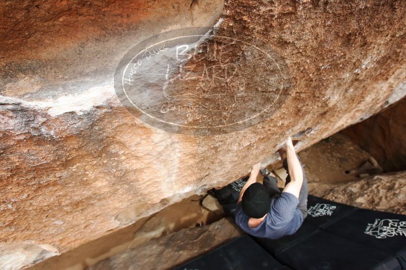 Bouldering in Hueco Tanks on 03/30/2019 with Blue Lizard Climbing and Yoga

Filename: SRM_20190330_1459050.jpg
Aperture: f/5.6
Shutter Speed: 1/250
Body: Canon EOS-1D Mark II
Lens: Canon EF 16-35mm f/2.8 L