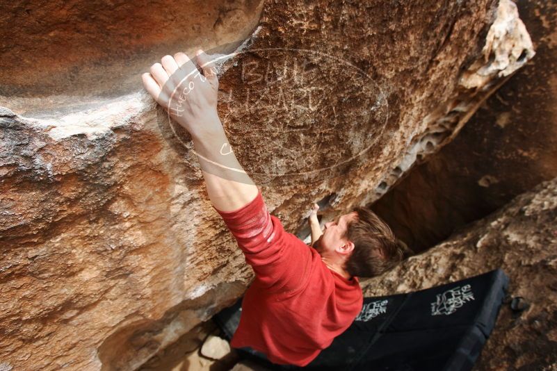 Bouldering in Hueco Tanks on 03/30/2019 with Blue Lizard Climbing and Yoga

Filename: SRM_20190330_1513511.jpg
Aperture: f/5.6
Shutter Speed: 1/250
Body: Canon EOS-1D Mark II
Lens: Canon EF 16-35mm f/2.8 L