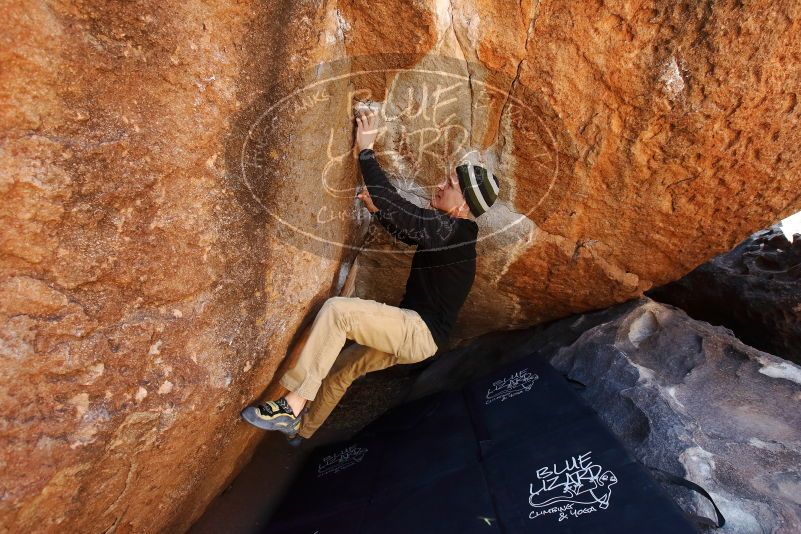 Bouldering in Hueco Tanks on 03/31/2019 with Blue Lizard Climbing and Yoga

Filename: SRM_20190331_1204560.jpg
Aperture: f/5.6
Shutter Speed: 1/250
Body: Canon EOS-1D Mark II
Lens: Canon EF 16-35mm f/2.8 L