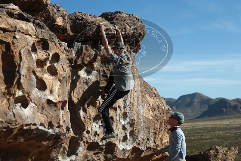 Bouldering in Hueco Tanks on 04/06/2019 with Blue Lizard Climbing and Yoga

Filename: SRM_20190406_0904291.jpg
Aperture: f/4.0
Shutter Speed: 1/800
Body: Canon EOS-1D Mark II
Lens: Canon EF 50mm f/1.8 II