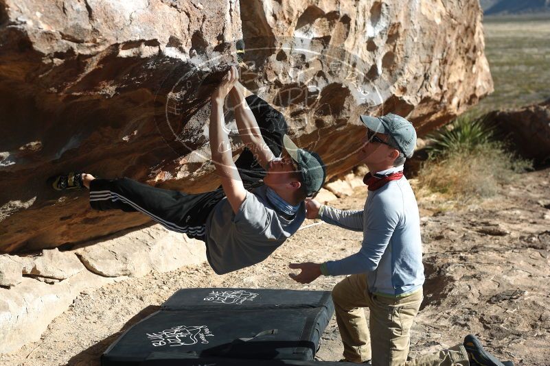 Bouldering in Hueco Tanks on 04/06/2019 with Blue Lizard Climbing and Yoga

Filename: SRM_20190406_0908300.jpg
Aperture: f/4.0
Shutter Speed: 1/400
Body: Canon EOS-1D Mark II
Lens: Canon EF 50mm f/1.8 II