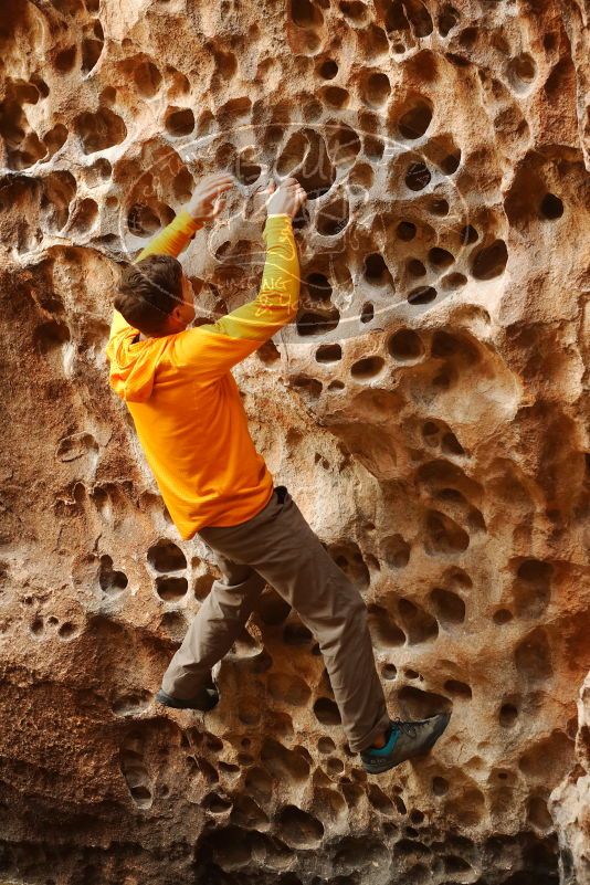 Bouldering in Hueco Tanks on 04/13/2019 with Blue Lizard Climbing and Yoga

Filename: SRM_20190413_1543500.jpg
Aperture: f/4.0
Shutter Speed: 1/125
Body: Canon EOS-1D Mark II
Lens: Canon EF 50mm f/1.8 II