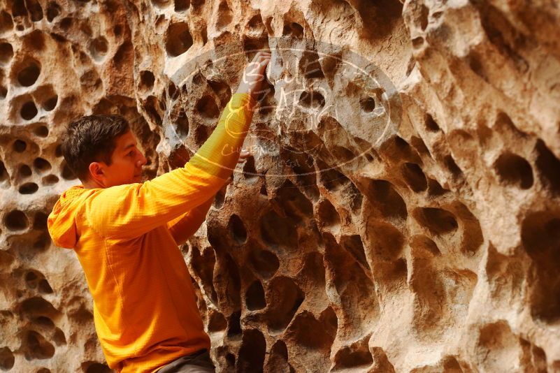 Bouldering in Hueco Tanks on 04/13/2019 with Blue Lizard Climbing and Yoga

Filename: SRM_20190413_1544180.jpg
Aperture: f/4.0
Shutter Speed: 1/160
Body: Canon EOS-1D Mark II
Lens: Canon EF 50mm f/1.8 II