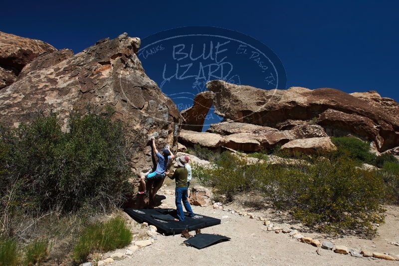 Bouldering in Hueco Tanks on 04/26/2019 with Blue Lizard Climbing and Yoga

Filename: SRM_20190426_1129020.jpg
Aperture: f/5.6
Shutter Speed: 1/320
Body: Canon EOS-1D Mark II
Lens: Canon EF 16-35mm f/2.8 L