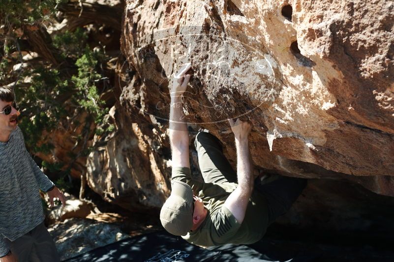 Bouldering in Hueco Tanks on 06/15/2019 with Blue Lizard Climbing and Yoga

Filename: SRM_20190615_1024130.jpg
Aperture: f/4.0
Shutter Speed: 1/640
Body: Canon EOS-1D Mark II
Lens: Canon EF 50mm f/1.8 II