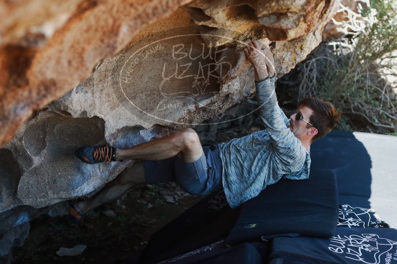 Bouldering in Hueco Tanks on 06/15/2019 with Blue Lizard Climbing and Yoga

Filename: SRM_20190615_1044520.jpg
Aperture: f/4.0
Shutter Speed: 1/320
Body: Canon EOS-1D Mark II
Lens: Canon EF 50mm f/1.8 II