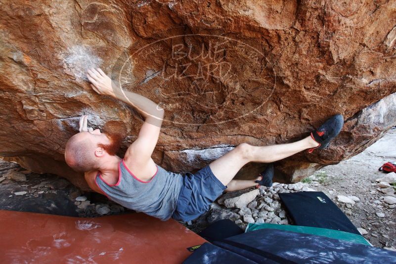 Bouldering in Hueco Tanks on 08/31/2019 with Blue Lizard Climbing and Yoga

Filename: SRM_20190831_1214110.jpg
Aperture: f/4.0
Shutter Speed: 1/250
Body: Canon EOS-1D Mark II
Lens: Canon EF 16-35mm f/2.8 L