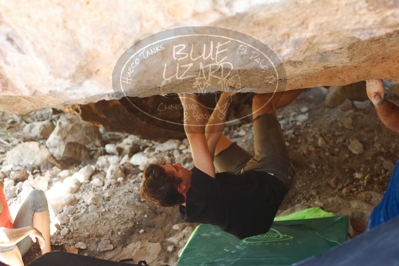 Bouldering in Hueco Tanks on 08/31/2019 with Blue Lizard Climbing and Yoga

Filename: SRM_20190831_1318270.jpg
Aperture: f/2.8
Shutter Speed: 1/160
Body: Canon EOS-1D Mark II
Lens: Canon EF 50mm f/1.8 II