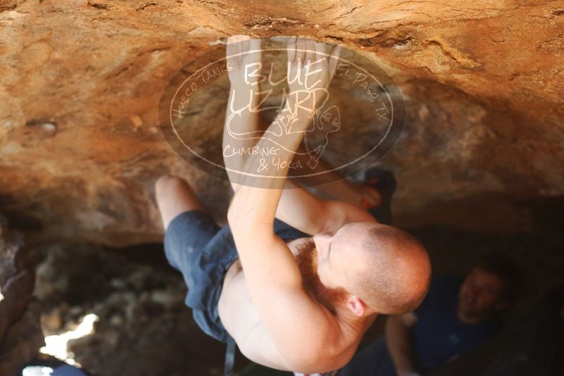 Bouldering in Hueco Tanks on 08/31/2019 with Blue Lizard Climbing and Yoga

Filename: SRM_20190831_1328410.jpg
Aperture: f/2.8
Shutter Speed: 1/1600
Body: Canon EOS-1D Mark II
Lens: Canon EF 50mm f/1.8 II