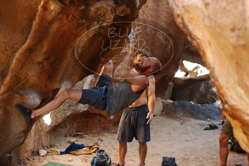 Bouldering in Hueco Tanks on 08/31/2019 with Blue Lizard Climbing and Yoga

Filename: SRM_20190831_1637390.jpg
Aperture: f/2.8
Shutter Speed: 1/250
Body: Canon EOS-1D Mark II
Lens: Canon EF 50mm f/1.8 II