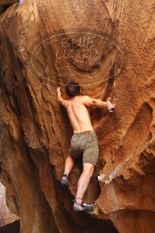 Bouldering in Hueco Tanks on 08/31/2019 with Blue Lizard Climbing and Yoga

Filename: SRM_20190831_1734210.jpg
Aperture: f/2.8
Shutter Speed: 1/320
Body: Canon EOS-1D Mark II
Lens: Canon EF 50mm f/1.8 II