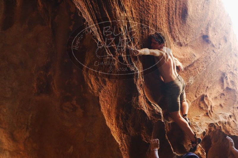 Bouldering in Hueco Tanks on 08/31/2019 with Blue Lizard Climbing and Yoga

Filename: SRM_20190831_1749170.jpg
Aperture: f/2.8
Shutter Speed: 1/200
Body: Canon EOS-1D Mark II
Lens: Canon EF 50mm f/1.8 II