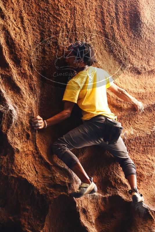 Bouldering in Hueco Tanks on 08/31/2019 with Blue Lizard Climbing and Yoga

Filename: SRM_20190831_1753080.jpg
Aperture: f/2.8
Shutter Speed: 1/160
Body: Canon EOS-1D Mark II
Lens: Canon EF 50mm f/1.8 II