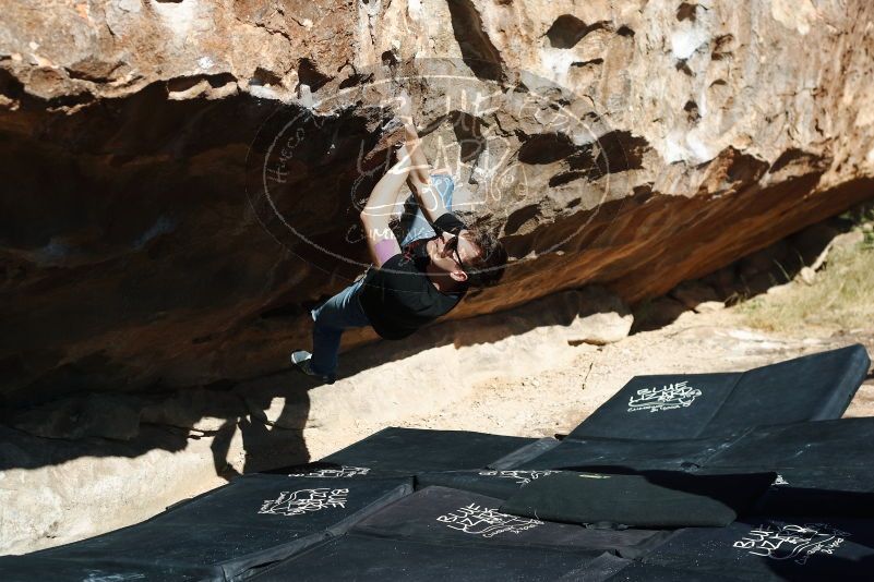 Bouldering in Hueco Tanks on 11/09/2019 with Blue Lizard Climbing and Yoga

Filename: SRM_20191109_1113150.jpg
Aperture: f/4.0
Shutter Speed: 1/1250
Body: Canon EOS-1D Mark II
Lens: Canon EF 50mm f/1.8 II