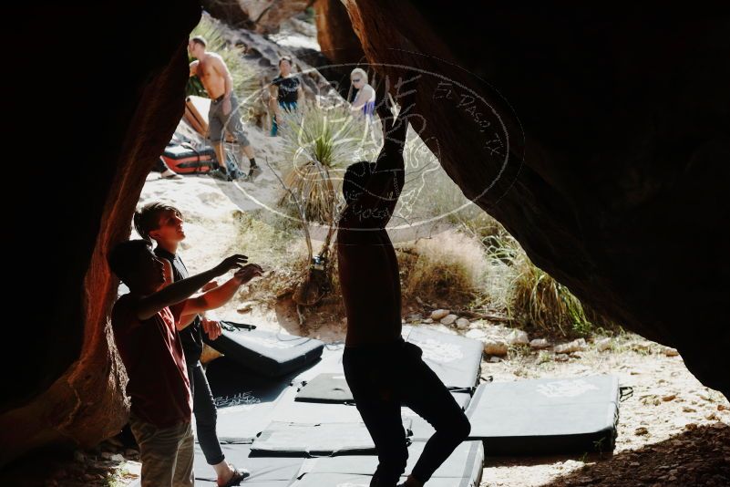 Bouldering in Hueco Tanks on 11/09/2019 with Blue Lizard Climbing and Yoga

Filename: SRM_20191109_1249240.jpg
Aperture: f/4.0
Shutter Speed: 1/2000
Body: Canon EOS-1D Mark II
Lens: Canon EF 50mm f/1.8 II